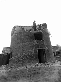 Mill demolition 1957