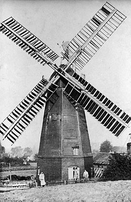 Mill working c.1908