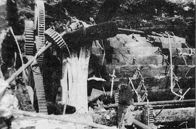 The wheel & gearing after the fire of 24th May 1928
