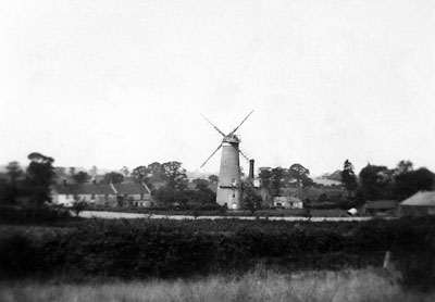 Mill becoming derelict c.1925