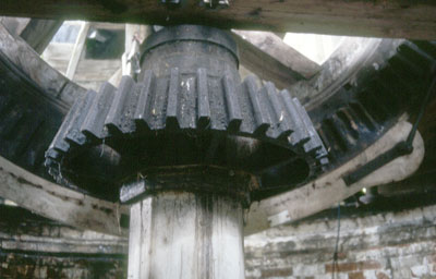Main shaft and wallower on the 5th floor c.1982 