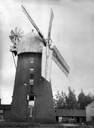 Mill working c.1926