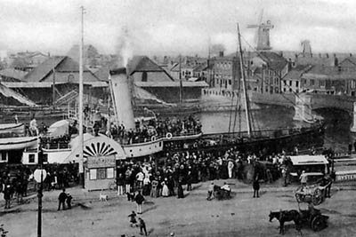 Port scene near Haven Bridge c.1900