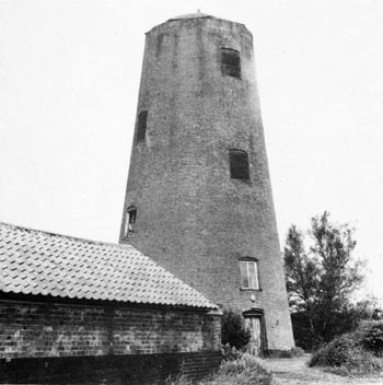 Halvergate tower 20th May 1981 