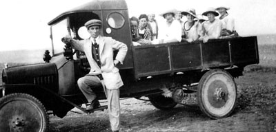 Alfred Bristow's lorry 1921 