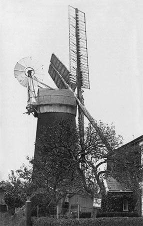Mill working c.1926