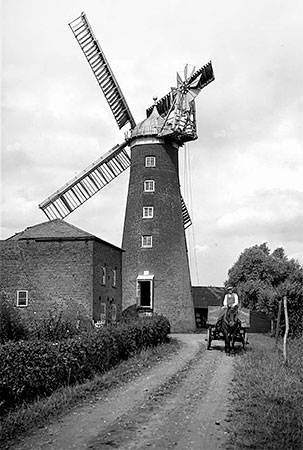 1935