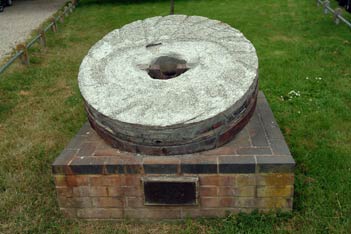 Runner stone memorial 31st May 2004