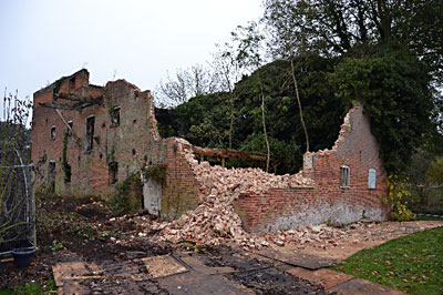 Pause in demolition Tuesday 30th October 2012