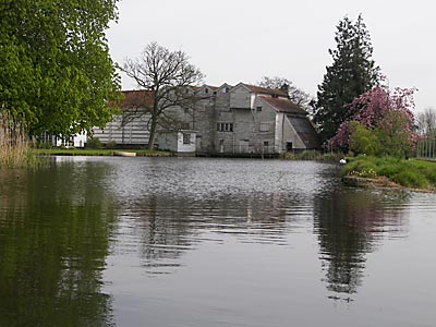 Mill dam 22nd April 2007