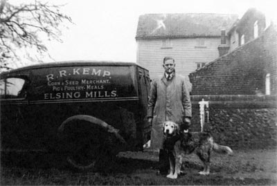 Ronald (Roly) Reginald Kemp outside mill 1948