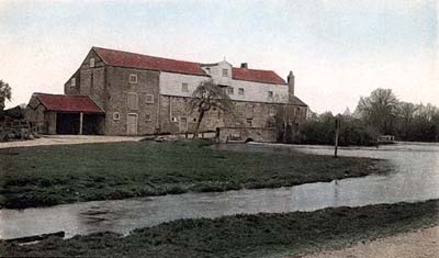 Postcard with handwritten date 15th August 1934 