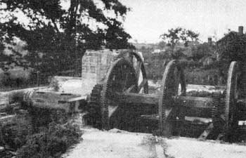 Waterwheel axle (left) and main drive 1927