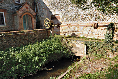 Wheelrace sluice 20th September 2003