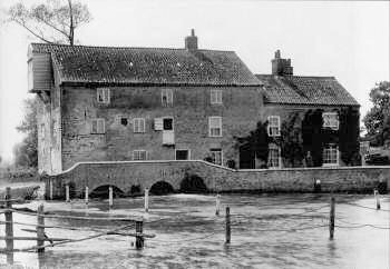 Mill and fenced ford c.1925