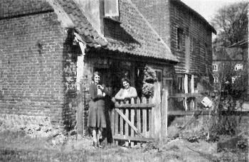 Ethel Forbes & Eve Marsham c.1946